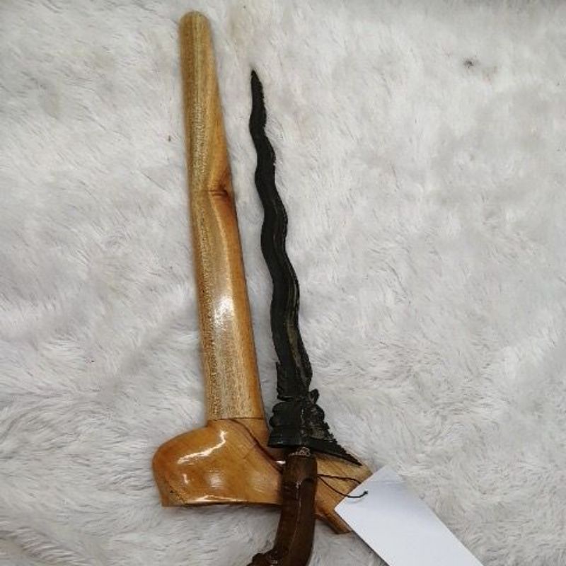 keris Semar Luk