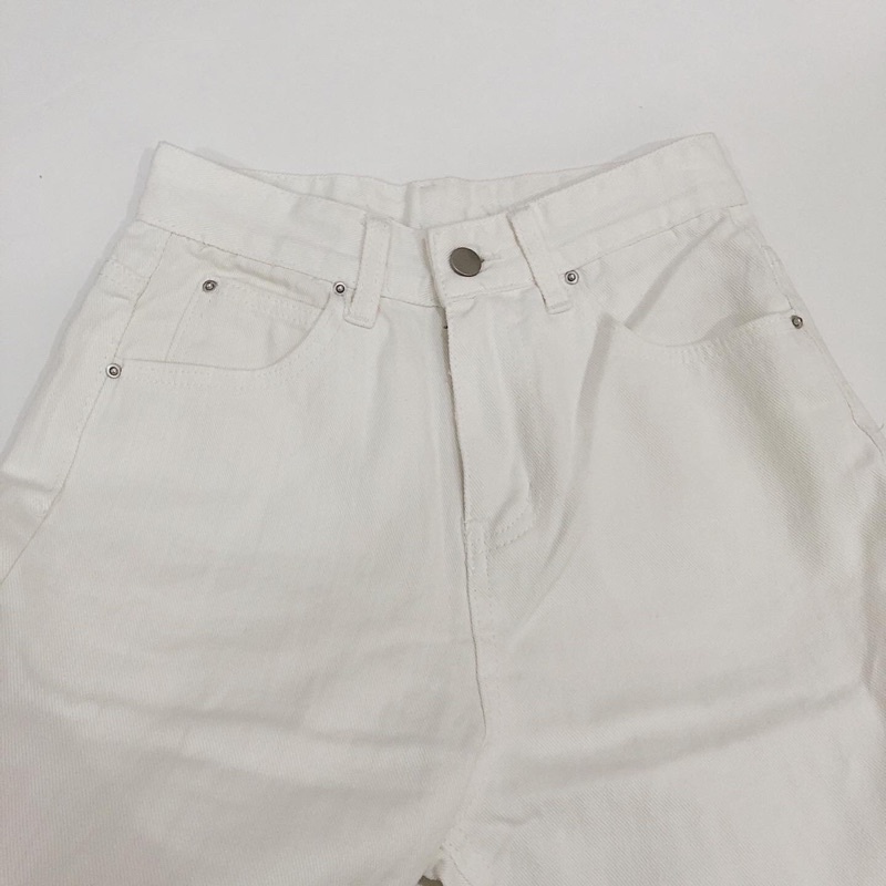 CLOTHIER - Matisse White Jeans