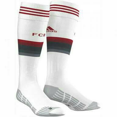 Kaos Kaki Bola Bayern Munchen Away 2015 2016