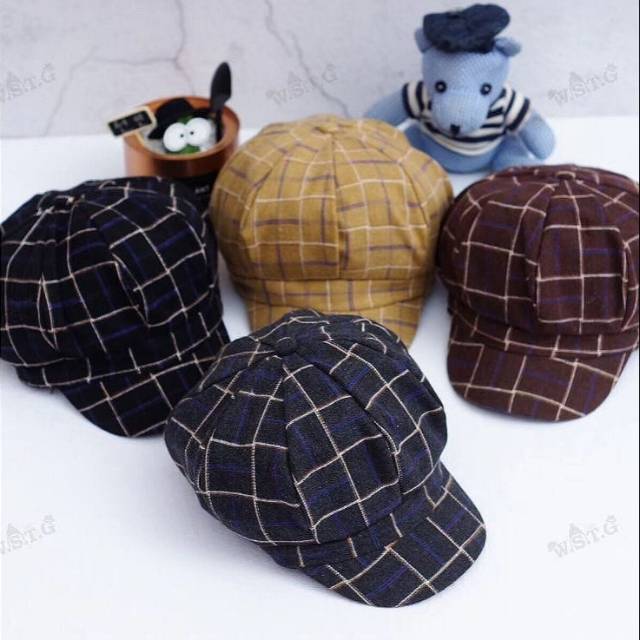 Topi anak kotak burberry