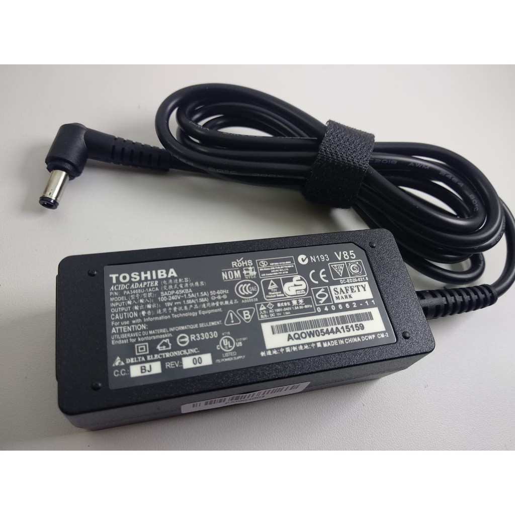 AdaptOR casaN laptop tosiba 19v 3.42a 5.5x2.5mm C600 C640 L600 L630 L635 L640 L645