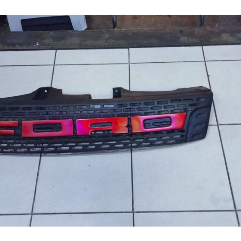 grill ford everest 2013