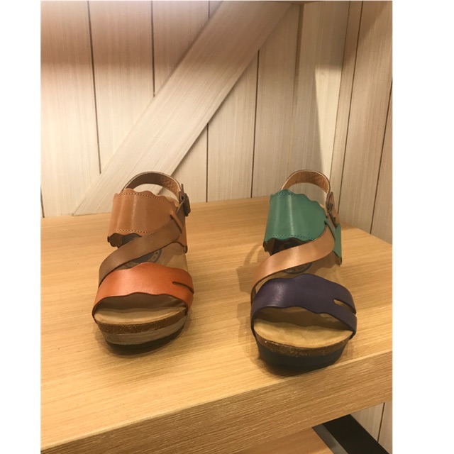 Best seller Sepatu sandal wanda panda original wanita