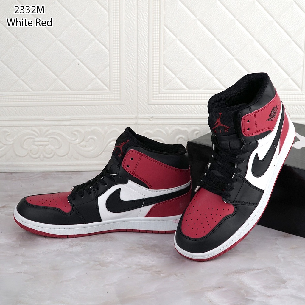 SEPATU COWOK NK AJ 2332M