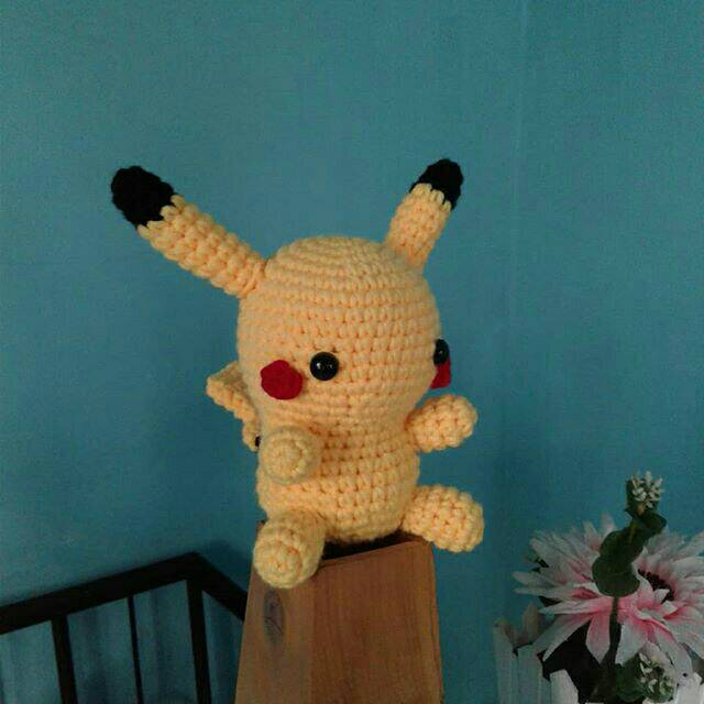 Boneka pikachu rajut bahan lembut