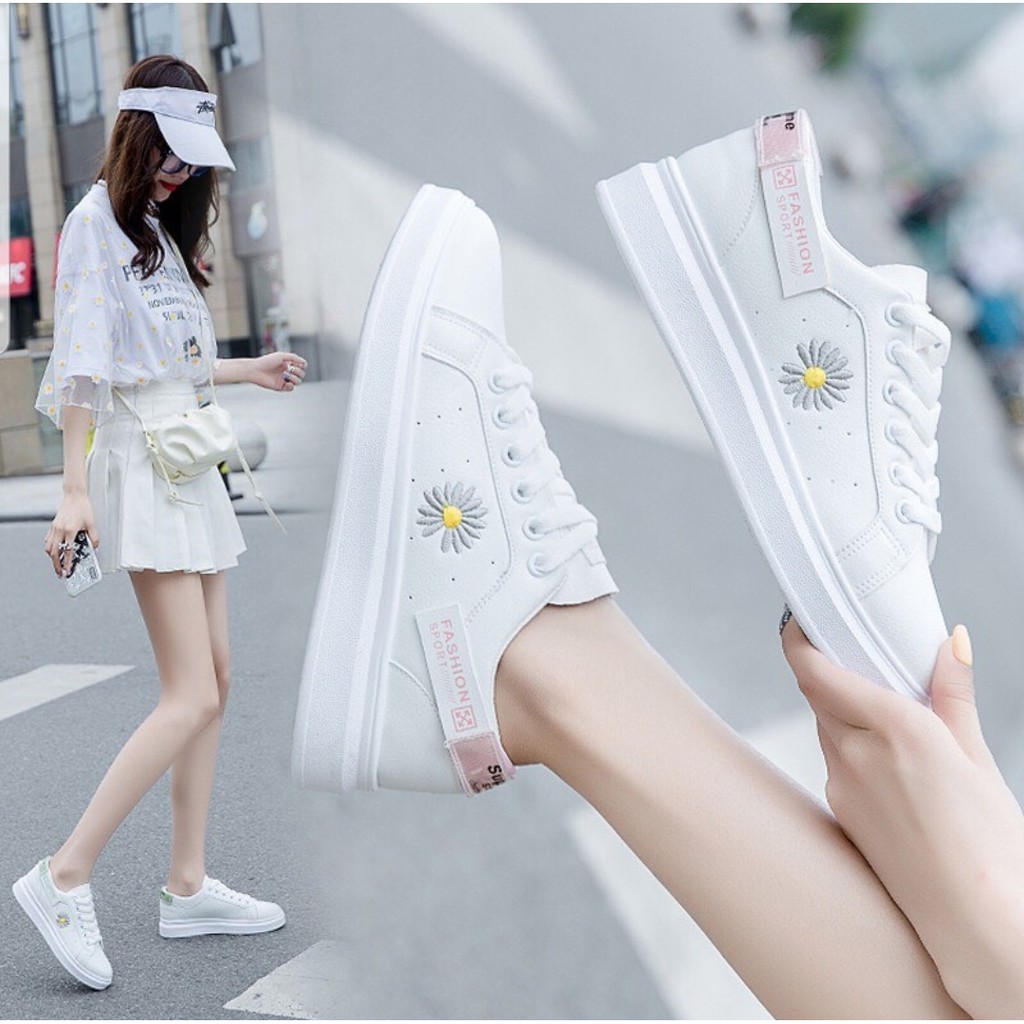 Sepatu Sneakers Perempuan Korea Sun