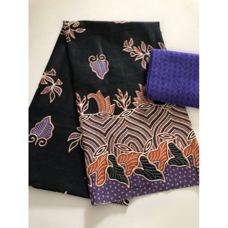 Kain Batik Pekalongan Motif modern/ Kain Batik Dasaran Hitam/bukan Batik garutan/batik print
