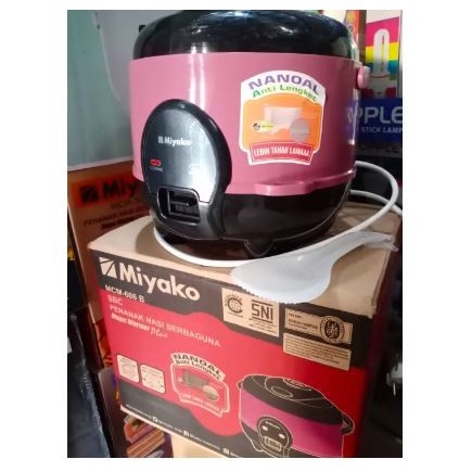 TERBARU Magic Com / Rice Cooker Miyako 0,6 Liter 3in1 MCM-606B-SBC MCM606B-SBC - MCM-606B-SBC ORI