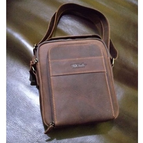 tas selempang pria bahan kulit crazy horse