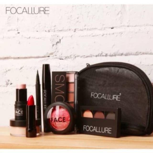FOCALLURE MAKE UP SET 8 PCS  Focallure Paket Make Up Kit 8 in1