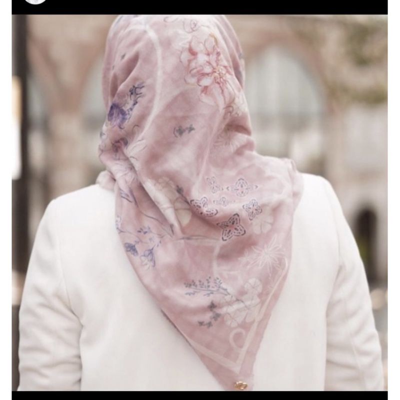 preloved buttonscarves sofya kofte