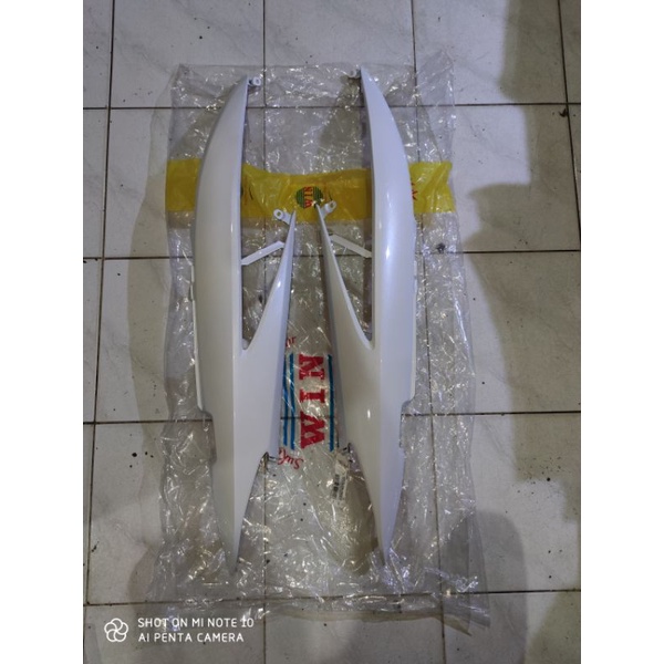 Cover Body Kanan Kiri Vario 110 FI Vario 110 Esp Putih Kualitas Original