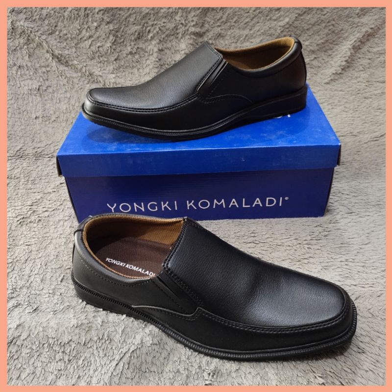 HARGA PROMO... SEPATU FANTOFEL YONGKI KOMALADI. SEPATU FORMAL YONGKI KOMALADI. SEPATU KANTOR PRIA. S