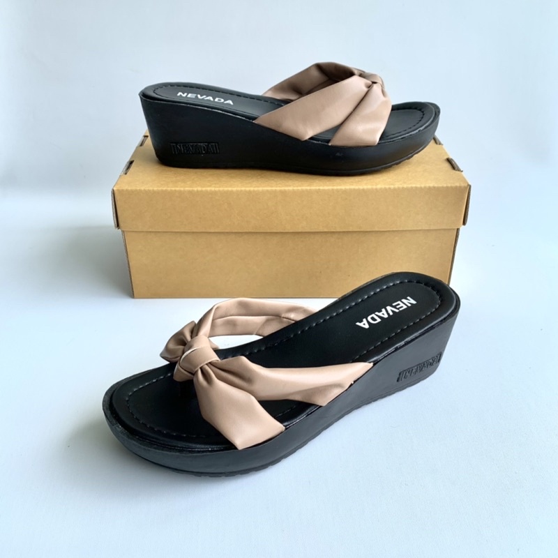 DISKON DAY! Sandal Wedges Japit - Sandal Wanita Nevada Terbaru