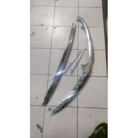 GRILL VIOS LIMO GEN3 CHROME DEPAN BELAKANG