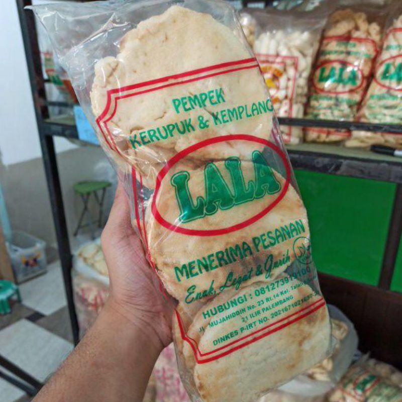 

Kemplang Bakar Badak 250 gram Super Pempek Lala 26 Ilir Palembang