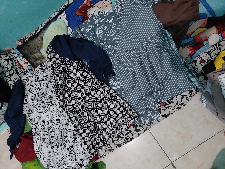 Atasan Batik Dolby Dolbi Dobby Doby Tenun Sutra Tulis Halus Katun Atbm Baron ,sarombit Atasan