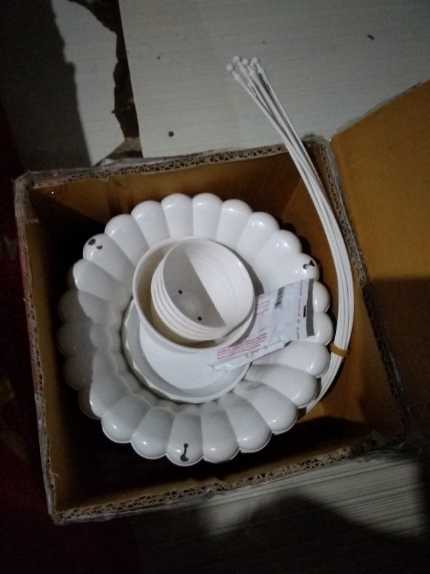 Pot Tawon 10 Cm Putih