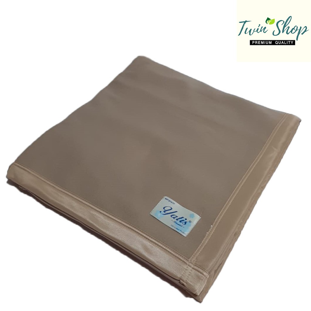 Selimut Yatis Polos Hotel Ukuran Besar dan Tebal Ukuran 150 x 200cm / 180 x 220cm