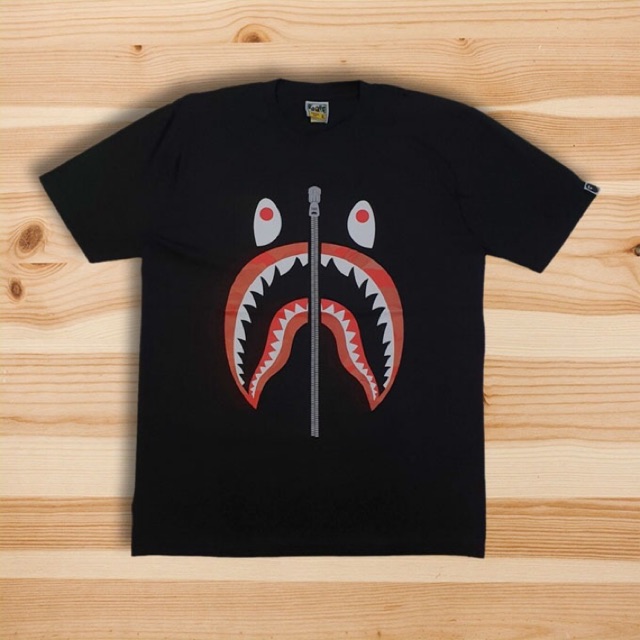 Kaos Bape  A Bathing Ape Shark Faze Zip Red Camo Black
