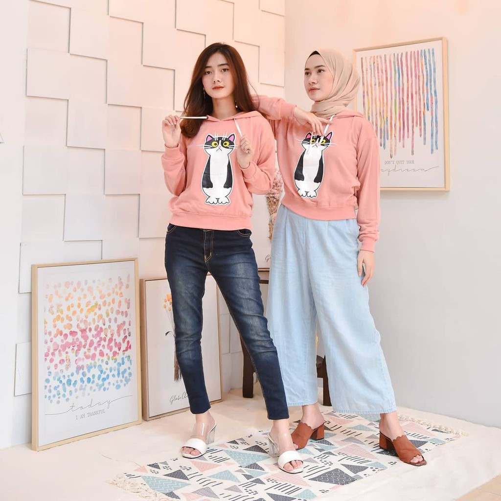 Hoodie Wanita Crop MIU MIU CAT / Hoodie Cewek Crop MIU MIU CAT / Pullover Hoodie Crop MIU MIU CAT