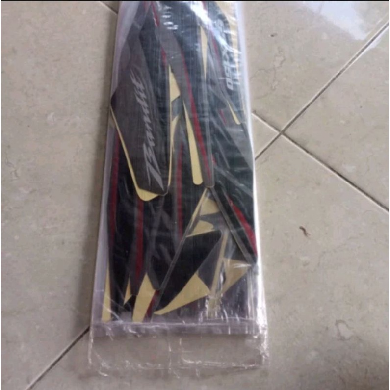 STIKER STRIPING LES BODY SUZUKI GSX 150 BANDIT ABU ABU