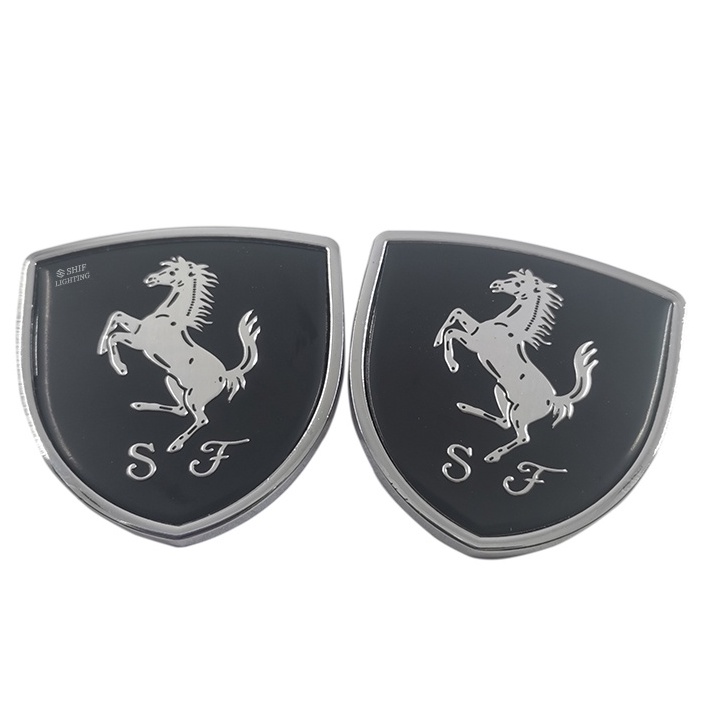 2pcs Stiker Emblem Logo Squadra FERRARI SF Bahan Metal Untuk Dekorasi Mobil