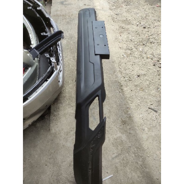 bodykit depan venturer original