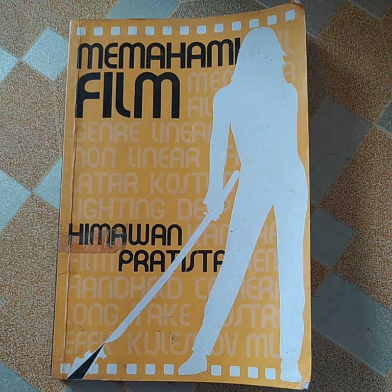 memahami film