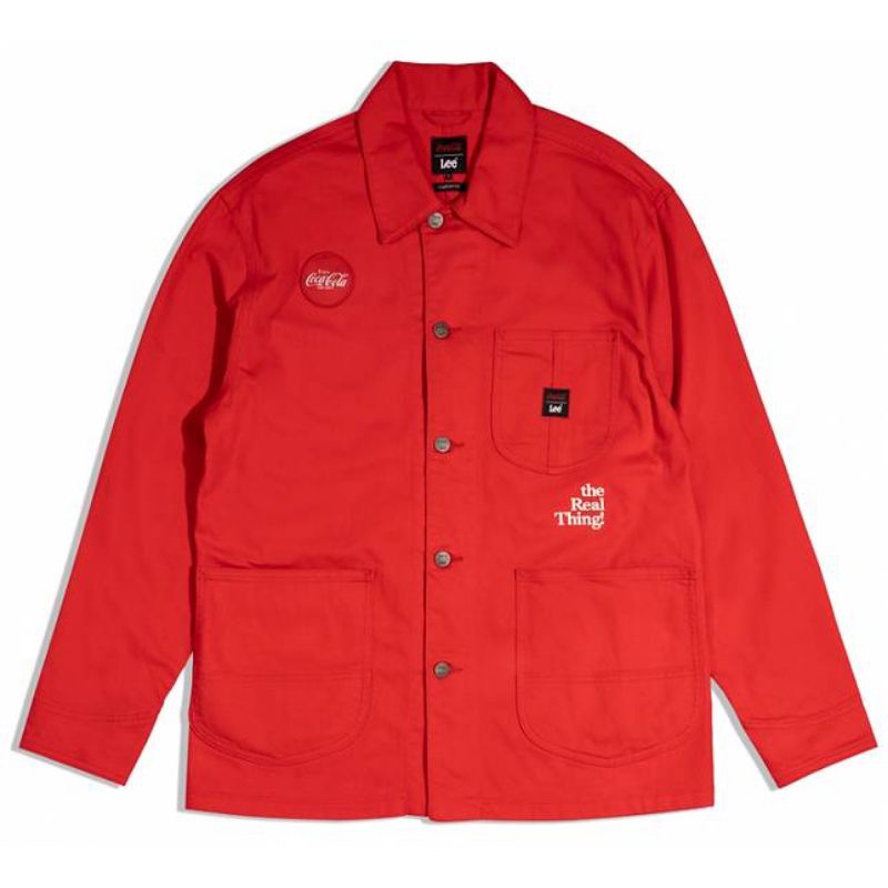 jaket warna merah Lee coca cola chore
