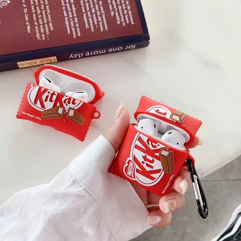 Creative Fun Cartoon Cute KitKat Red Chocolate Design Soft Silicone Earphone Case for Apple AirPods Pro for Airpods 3 for AirPods 2 1 for inpods 12 i7 i9 i10 i11 i12 Anti-fall Protection Wireless Bluetooth Headset Cover for Air Pods