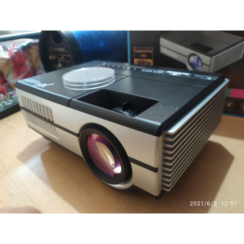 PROYEKTOR TV Portable YOURDAY Projector TV HDMI Mini Jack Audio USB Hp LED Poket Pocket BUKAN Epson