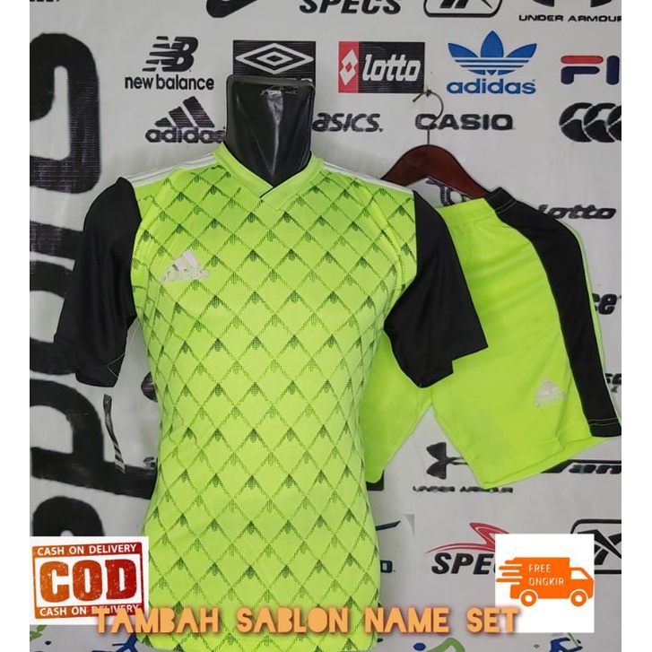 SETELAN KAOS FUTSAL/ KAOS SEPAKBOLA/ KAOS VOLLEY/ KAOS SEPEDAH/ BAJU OLAHRAGA