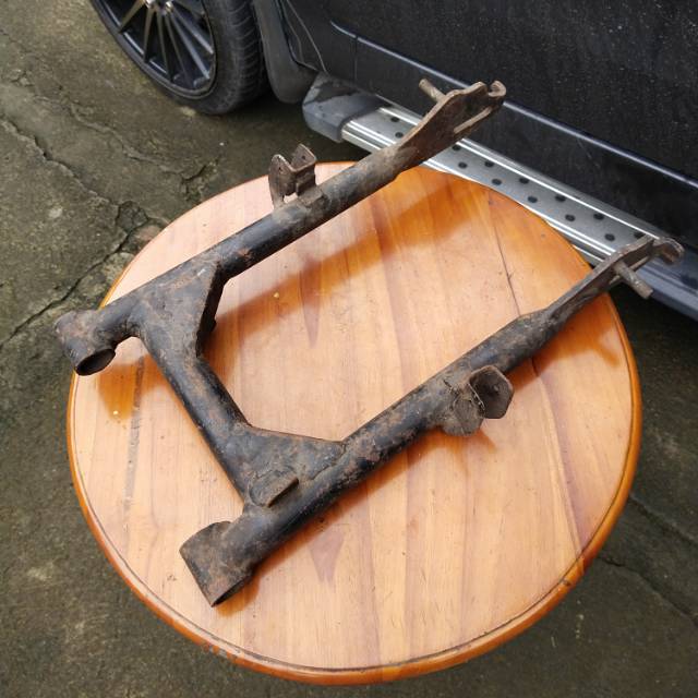 Swing arm arem Gl 100 Gl 125