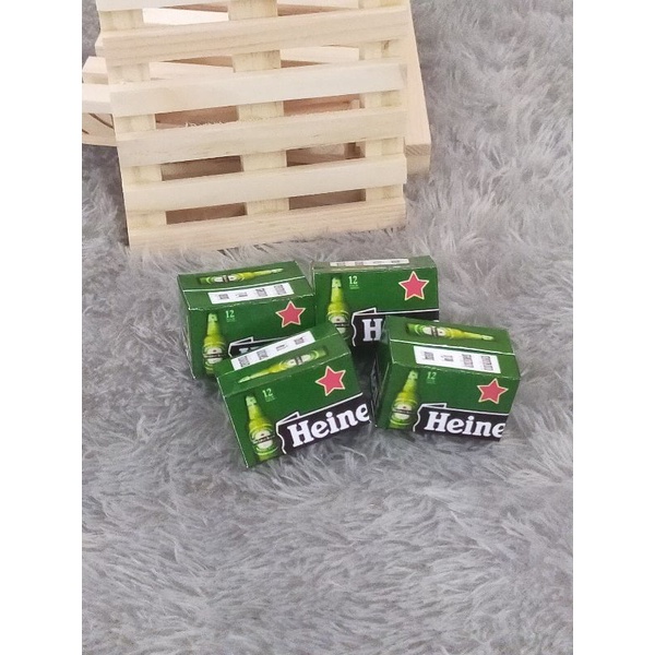 Miniatur dus heineken skala 1:12