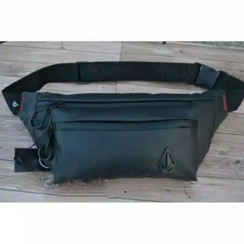 Tas Selempang Pinggang Waterproof/Tas Waistbag Sling bag Volcom waterproof