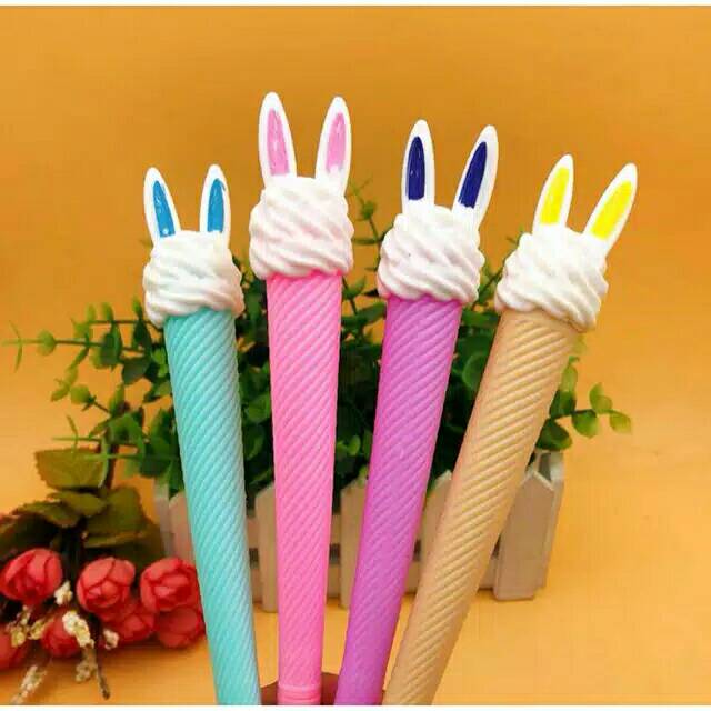 

Selusin pulpen es telinga kelinci