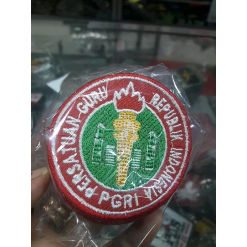 badge PGRI 100biji bordir