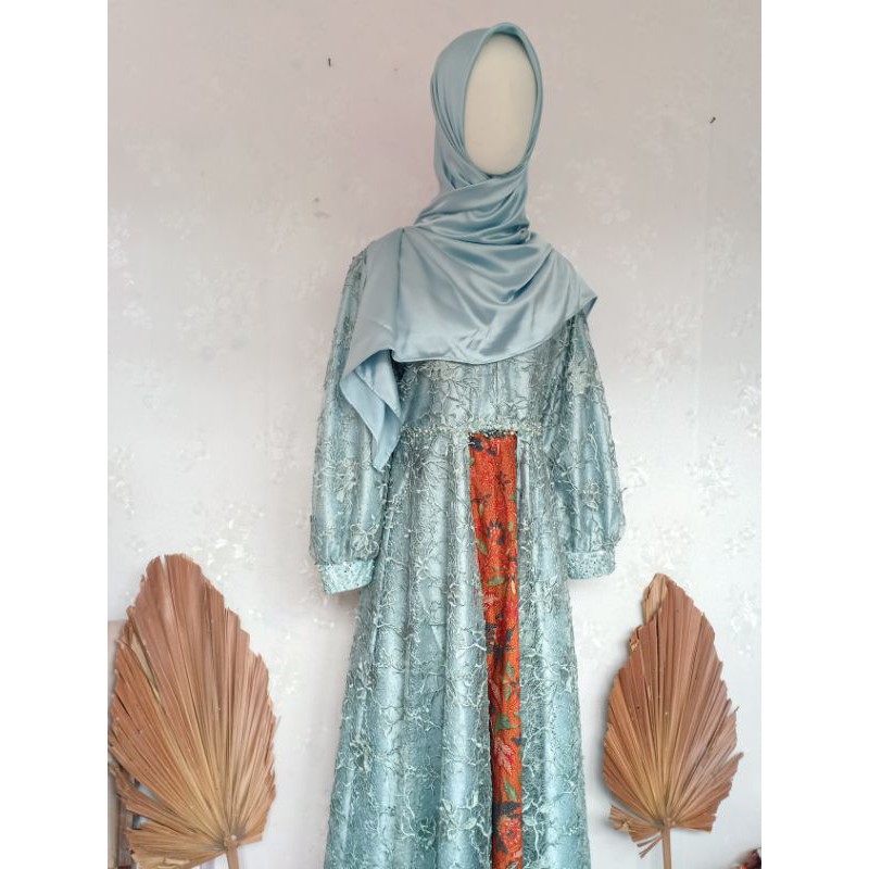 Tyas Kebaya Dress