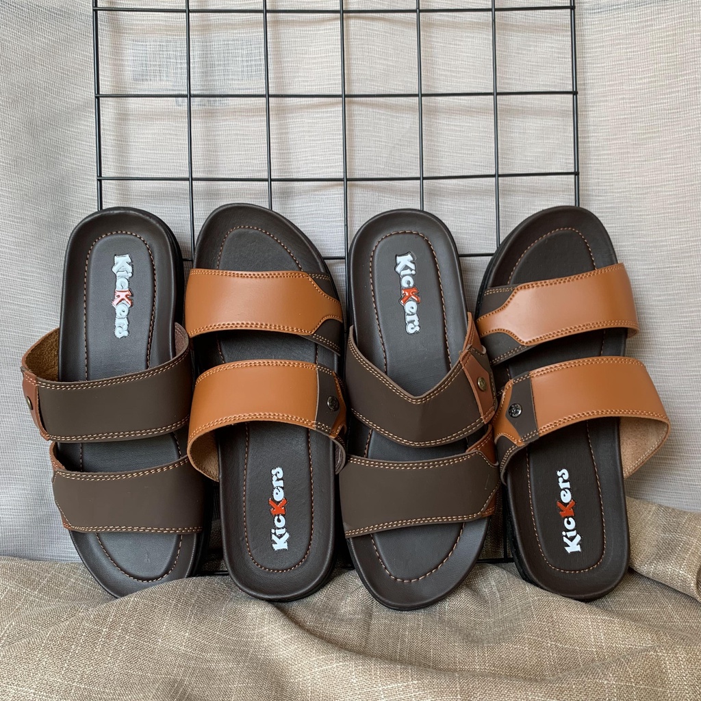 (TANPA KARDUS)sandal FREDY 1 sendal cowok pria kulit sintetis termurah model terbaru kombinasi terlaris NEW ARRIVAL Selop Terbaru Original Slip on Cowok Slide Sandal Kulit Pria Terlaris Sesuai Foto Sandal Selop di Jamin Berkualitas. Sandal Pria Fashion Se