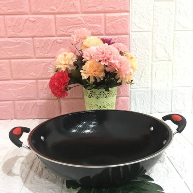 Wajan enamel [wajan enamel] wajan cekung
