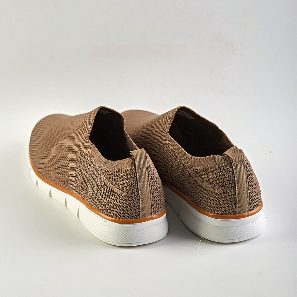 Dans Rigel Sepatu Slip On Pria - Khaki