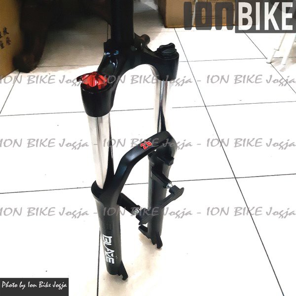 jogging stroller with bike attachment