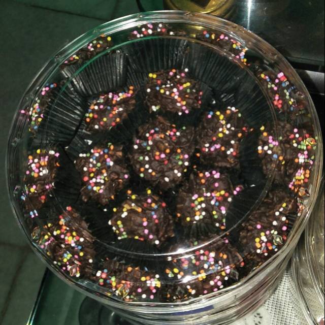 

Coklat+Kacang Mede