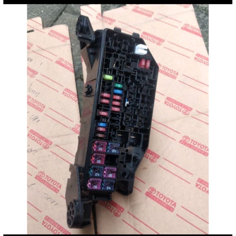 Fuse Box sekring Avanza Xenia all original lelangan