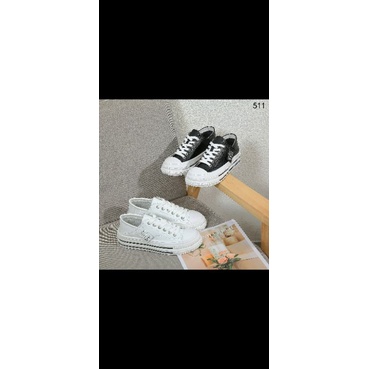 Sepatu Sneakers 511