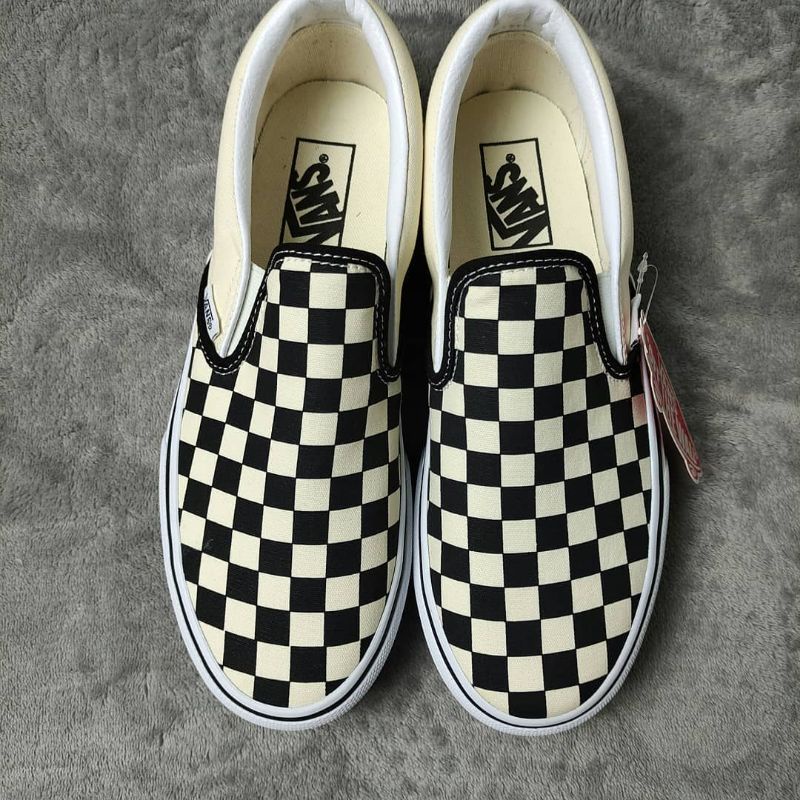 VANS SLIP-ON CLASSIC PLATFORM CHECKERBOARD(Resmi PT.Navya Indonesia)