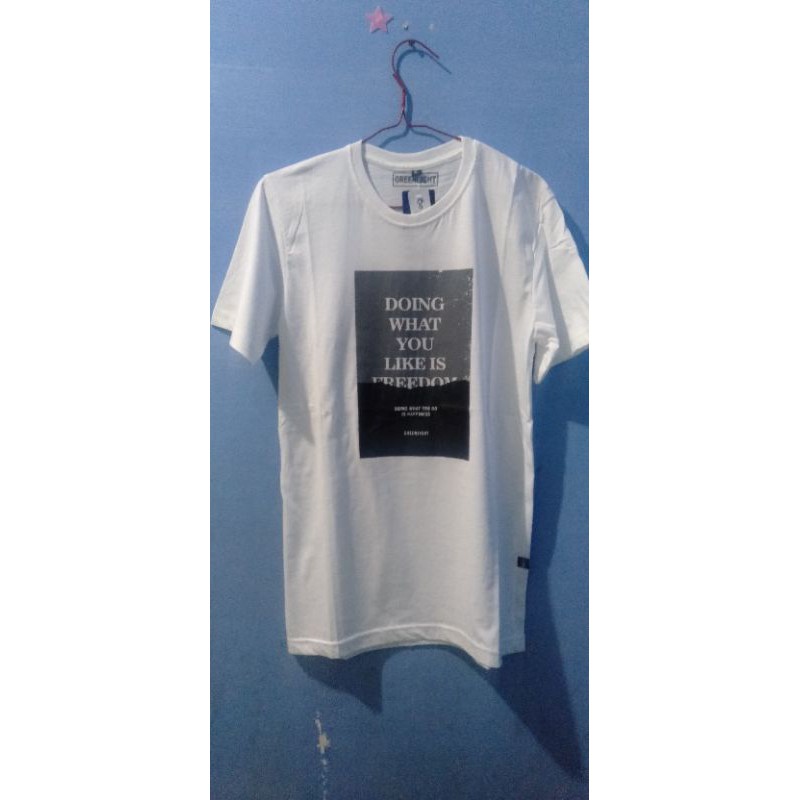 Kaos Distro Grosir Eceran/Lusinan