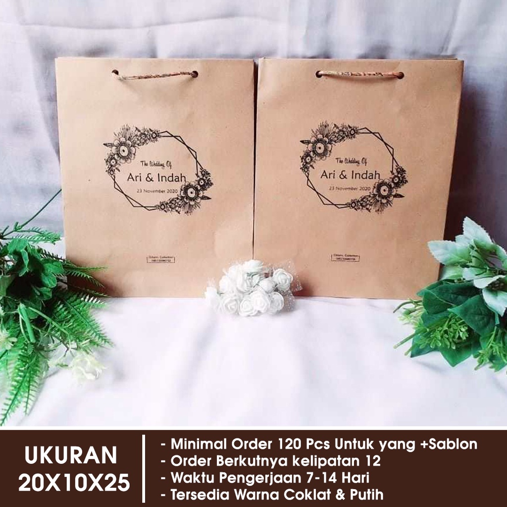 

Tas Kertas Paper Bag Souvenir Untuk Pesta Pernikahan Ukuran 20x10x25