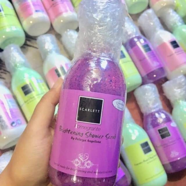 (FREE LIP BALM) SCARLETT WHITENING SHOWER SCRUB